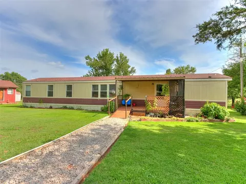9904 N Bethel Rd, Norman, OK 73026