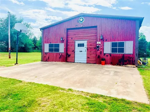 1122 County Street 2980 St, Blanchard, OK 73010