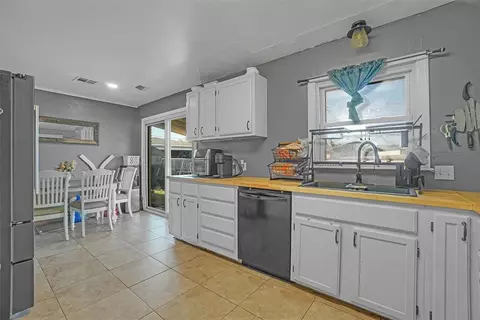130 Sumner St, Altus, OK 73521 photo 13