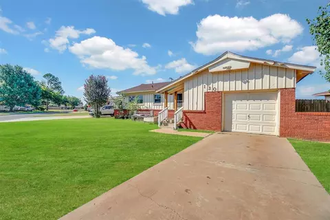 130 Sumner St, Altus, OK 73521 photo 2