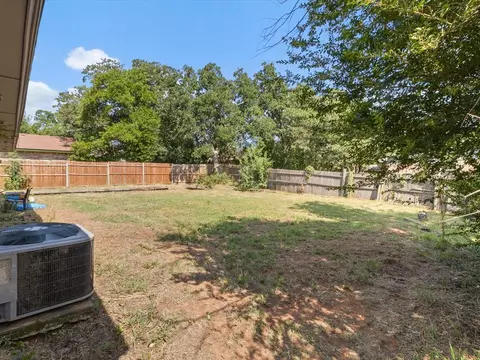 3413 E Noble Dr, Edmond, OK 73034 photo 18