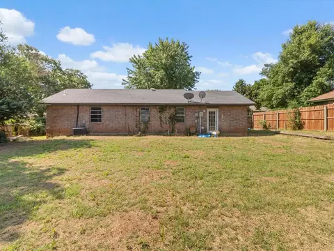 3413 E Noble Dr, Edmond, OK 73034 photo 17