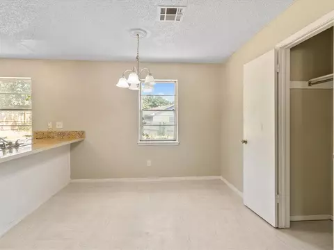 3413 E Noble Dr, Edmond, OK 73034 photo 6