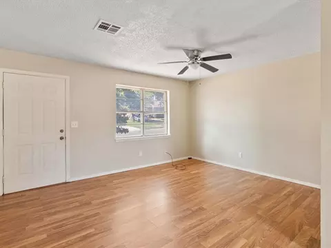 3413 E Noble Dr, Edmond, OK 73034 photo 3