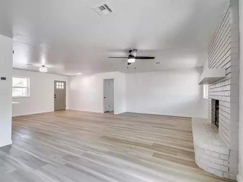 5361 Lakeview Dr, Harrah, OK 73045 photo 10