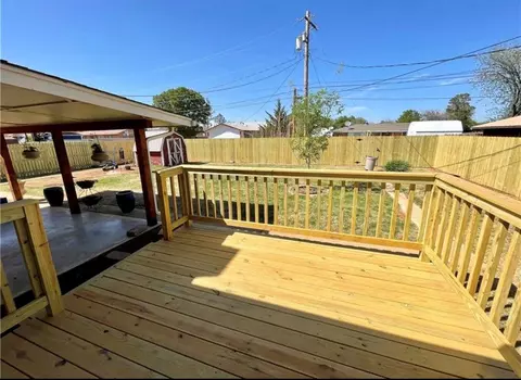 131 Lakeside Dr, Altus, OK 73521 photo 17