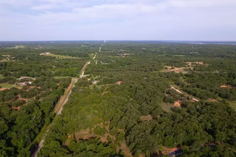 15733 E Imhoff Rd, Norman, OK 73026 photo 3