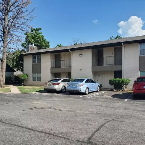 1719 E Lindsey St #3, Norman, OK 73071