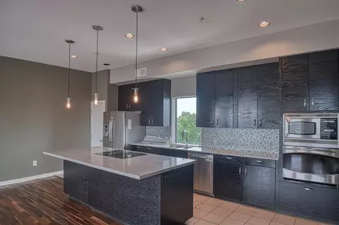 401 E Boyd St #403, Norman, OK 73069 photo 2