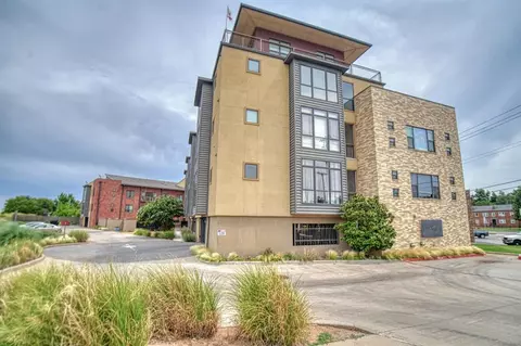 401 E Boyd St #403, Norman, OK 73069 photo 37