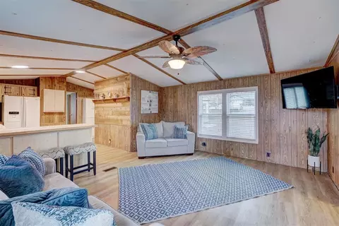 1685 Warren Rd, Eufaula, OK 74432