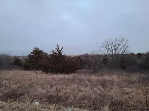 416 N Czech Hall Rd, Tuttle, OK 73089