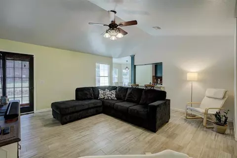 1024 Cedarcrest St, Norman, OK 73071 photo 6