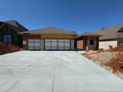 2225 Los Angeles Ave, Edmond, OK 73034