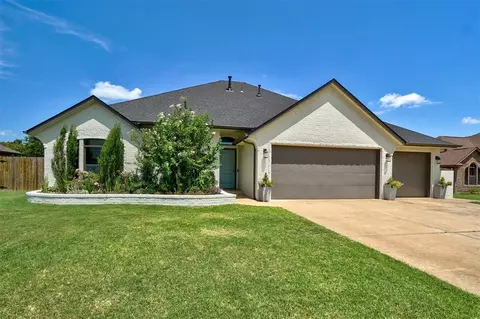 15137 Fox Hollow Rd, Choctaw, OK 73020