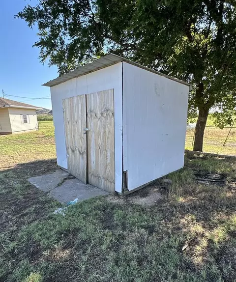 21102 E 1460 Rd, Lone Wolf, OK 73655 photo 10