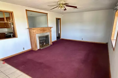 21102 E 1460 Rd, Lone Wolf, OK 73655 photo 2