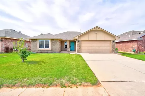 10646 Turtle Back Dr, Midwest City, OK 73130