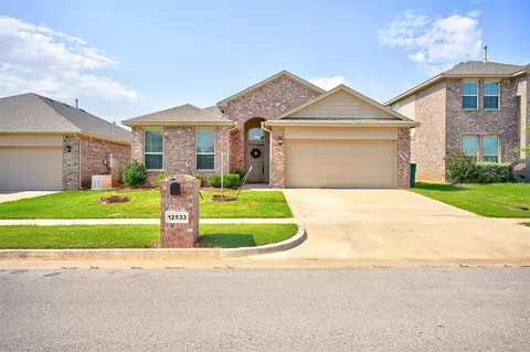 12533 NW 139th Ter, Piedmont, OK 73078