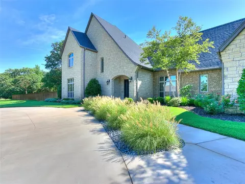 7370 Coyote Pt, Edmond, OK 73034