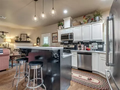 320 E 9th St, Edmond, OK 73034 photo 40
