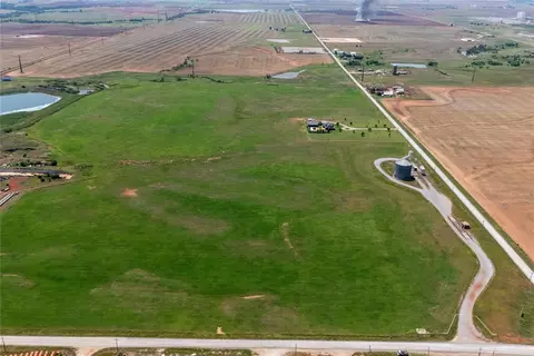 840 Road Rd, Kingfisher, OK 73750