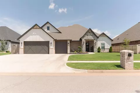 13501 NW 5th St, Yukon, OK 73099