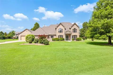 1305 N Polly Way, Mustang, OK 73064