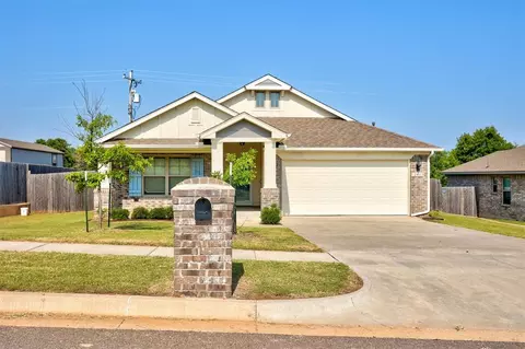 12469 Native Hill Dr, Choctaw, OK 73020