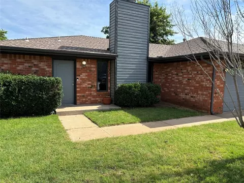 7109 NW 31st St, Bethany, OK 73008