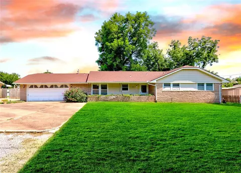 4007 Lawn Dr, Oklahoma City, OK 73115