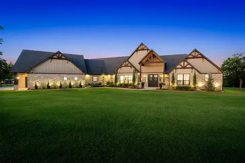 917 Southwinds Ln, Goldsby, OK 73093