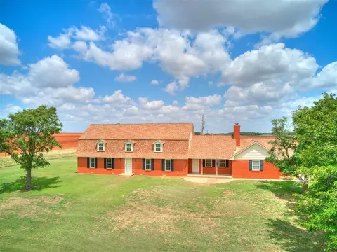 16545 E 870 Rd, Okarche, OK 73762