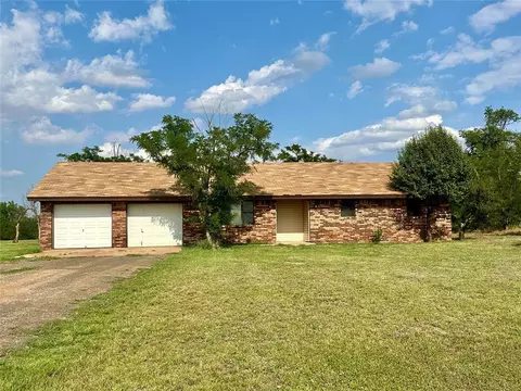 15776 S County Road 209 Rd, Altus, OK 73521