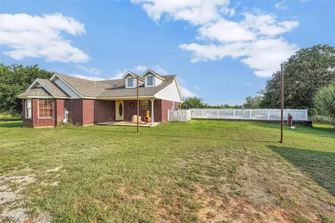 2346 County Road 1370 Rd, Blanchard, OK 73010