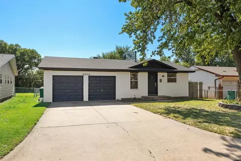 4520 S Shallow Brook Dr, Oklahoma City, OK 73129