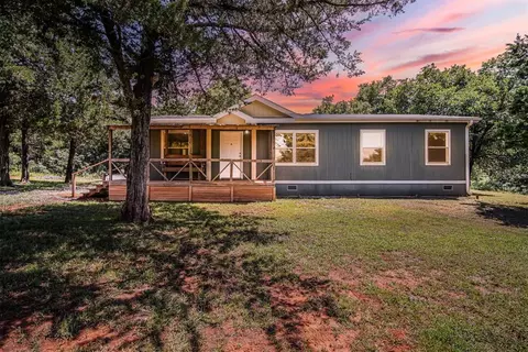 11727 E College Ave, Guthrie, OK 73044