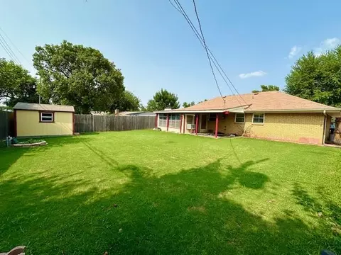 3713 N Riverside Dr, Bethany, OK 73008 photo 33