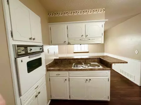 3713 N Riverside Dr, Bethany, OK 73008 photo 14