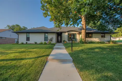 2932 Prairie Rose Ct, Oklahoma City, OK 73120