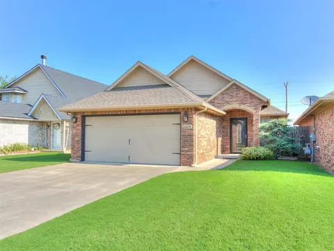 1609 SW 20th St, Moore, OK 73170