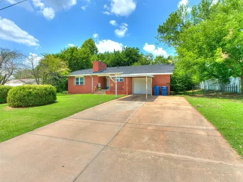2291 Straight St, Harrah, OK 73045