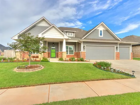 3209 Needle Dr, Yukon, OK 73099
