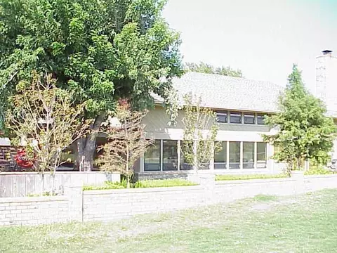 11748 Hackney Ln, Yukon, OK 73099 photo 2