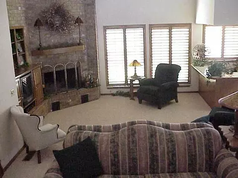 11748 Hackney Ln, Yukon, OK 73099 photo 4