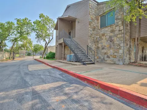 6000 N Pennsylvania Ave #201A, Oklahoma City, OK 73112