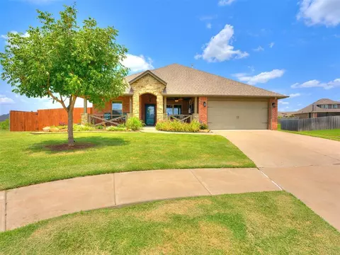18528 Bridlington Ct, Edmond, OK 73012