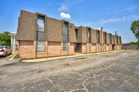 2021 NW 25th St, Oklahoma City, OK 73106