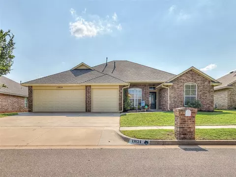 13824 Hunter Jackson Dr, Yukon, OK 73099