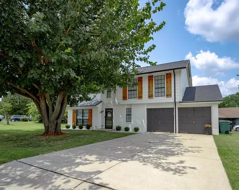 2201 Silver Fox Dr, Edmond, OK 73003